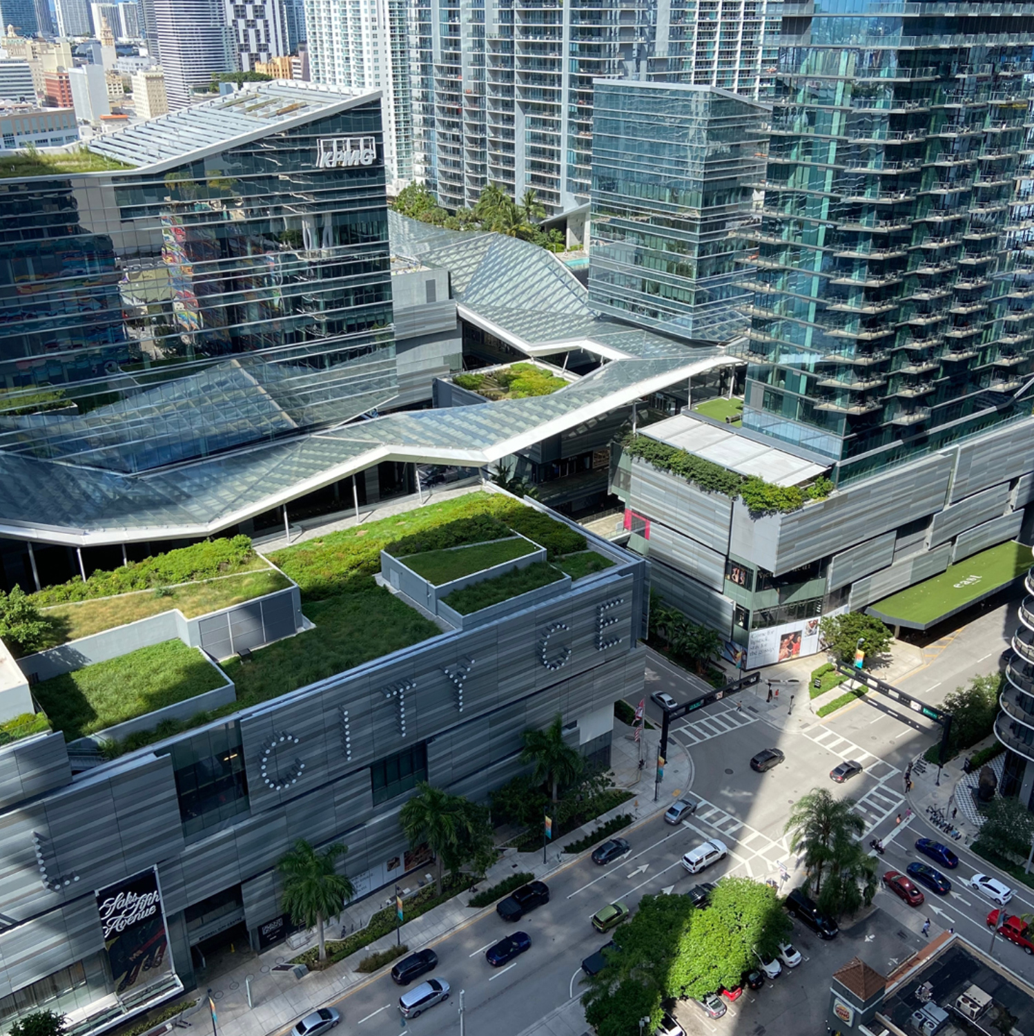 Arredores à beira-mar perto do The St. Regis Miami The Residences